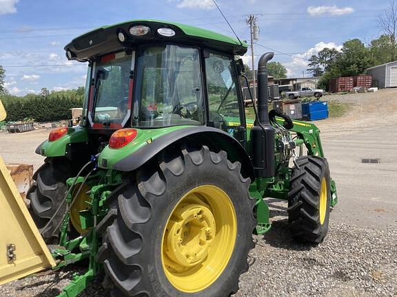 Image of John Deere 5120M equipment image 2