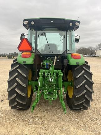 Image of John Deere 5120M equipment image 4