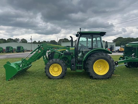 Image of John Deere 5120M equipment image 1