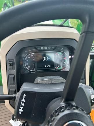 Image of John Deere 5120M equipment image 3