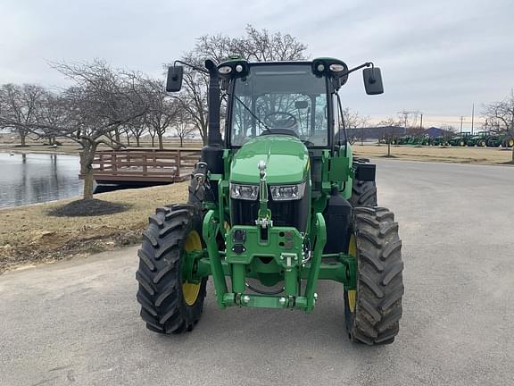 Image of John Deere 5120M equipment image 1