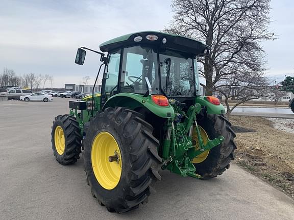 Image of John Deere 5120M equipment image 4