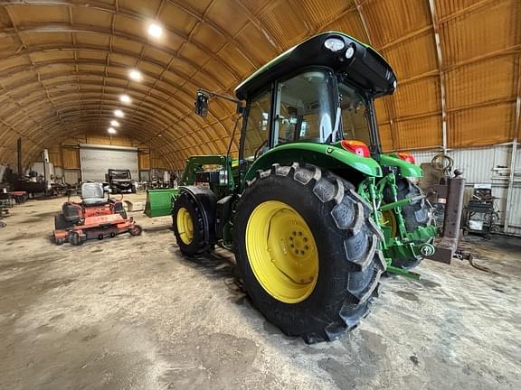 Image of John Deere 5120M equipment image 3
