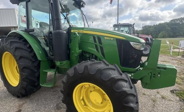 Image of John Deere 5120M equipment image 1