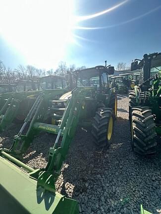 Image of John Deere 5120M equipment image 1