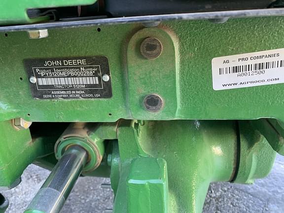 Image of John Deere 5120M equipment image 1