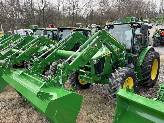 Image of John Deere 5120M equipment image 1