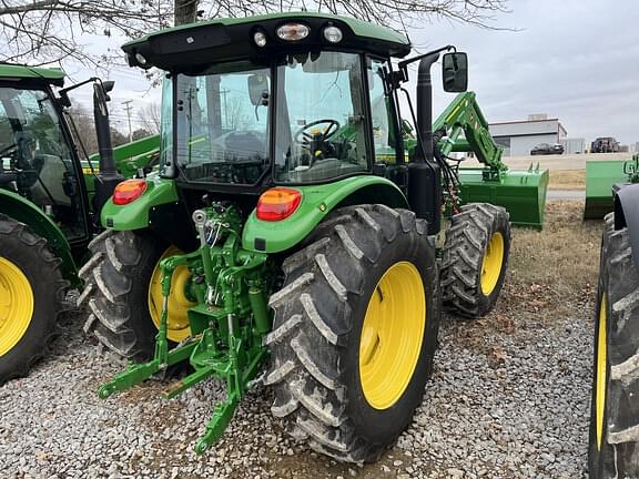 Image of John Deere 5120M equipment image 4