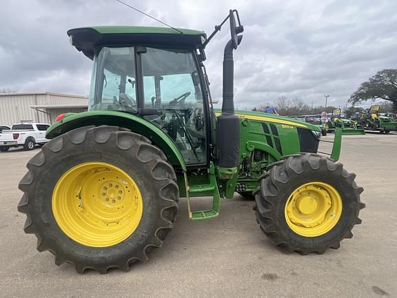 Image of John Deere 5120M equipment image 1