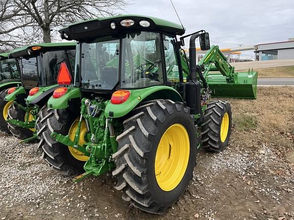 Image of John Deere 5120M equipment image 4