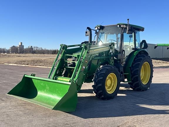 Image of John Deere 5120M equipment image 2