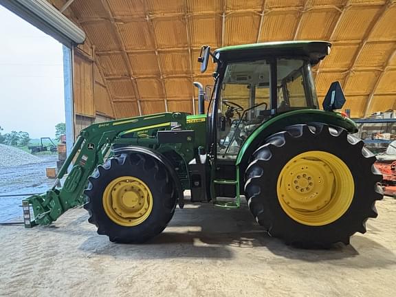Image of John Deere 5120M Primary image