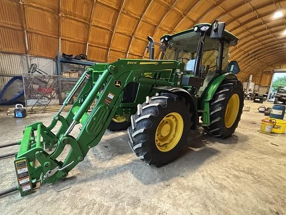 Image of John Deere 5120M equipment image 3
