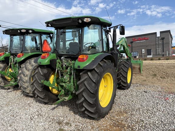 Image of John Deere 5120M equipment image 4
