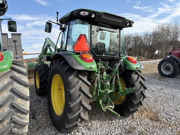 Image of John Deere 5120M equipment image 2