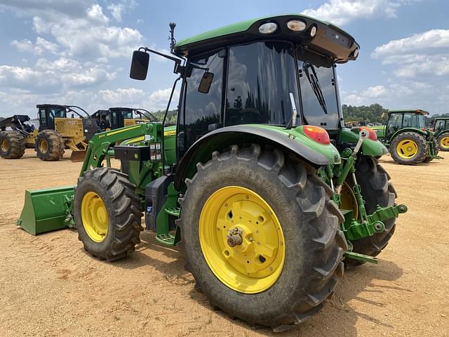 Image of John Deere 5120M equipment image 1