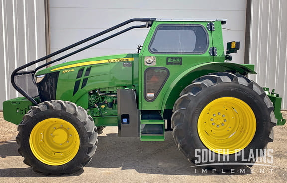 2023 John Deere 5120ML Equipment Image0