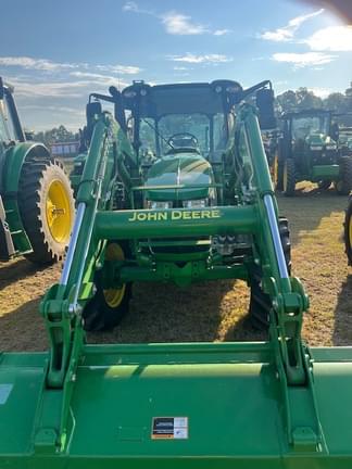 Image of John Deere 5125M equipment image 1