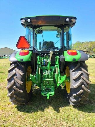 Image of John Deere 5125M equipment image 4