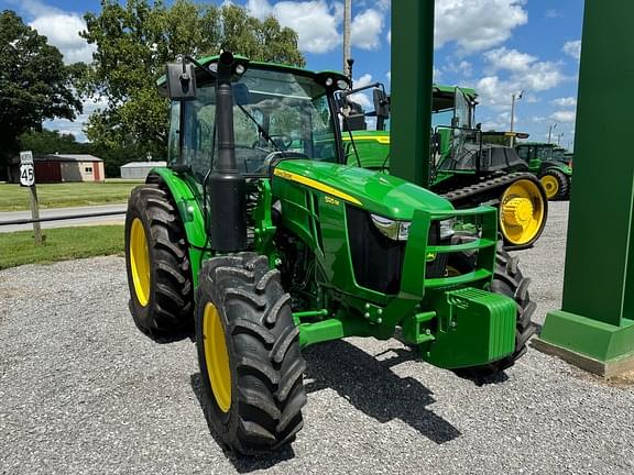 Image of John Deere 5125M equipment image 1