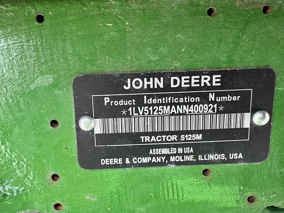 Image of John Deere 5125M equipment image 2