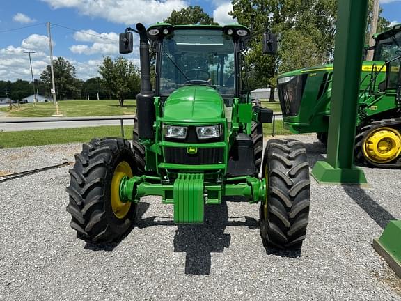 Image of John Deere 5125M equipment image 4