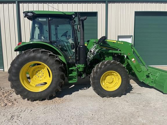 Image of John Deere 5125R equipment image 4