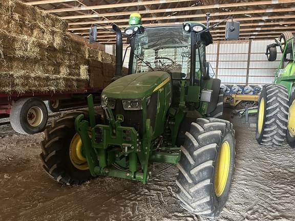 Image of John Deere 5130M equipment image 1