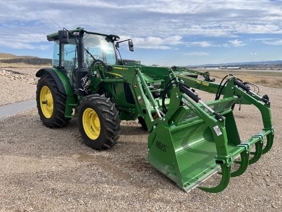 2023 John Deere 5130M Equipment Image0