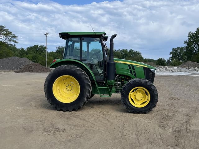 Image of John Deere 5130M equipment image 4