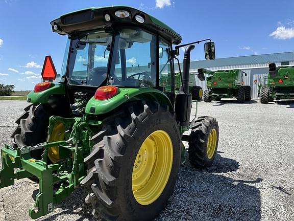 Image of John Deere 5130M equipment image 3