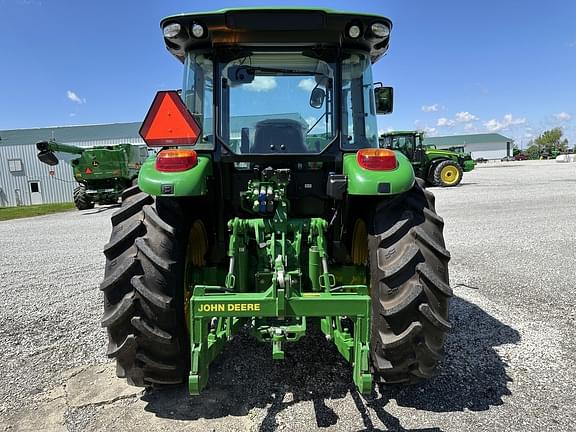 Image of John Deere 5130M equipment image 4