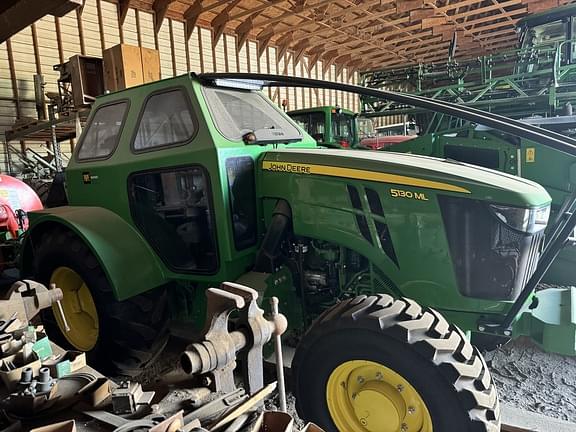 Image of John Deere 5130M Primary image