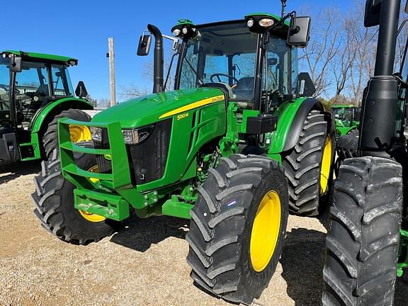 Image of John Deere 5130M Primary image