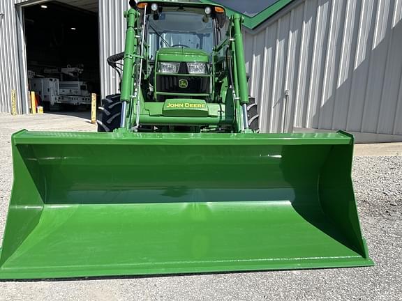 Image of John Deere 520M equipment image 1