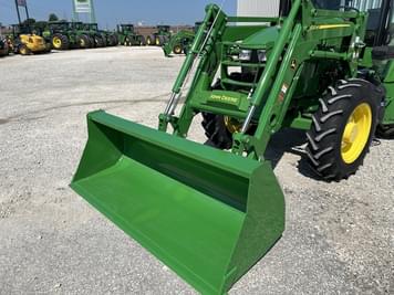 Main image John Deere 520M