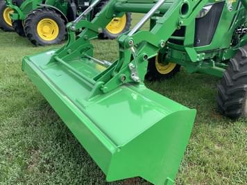Main image John Deere 520M
