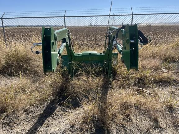 Image of John Deere 520M equipment image 3