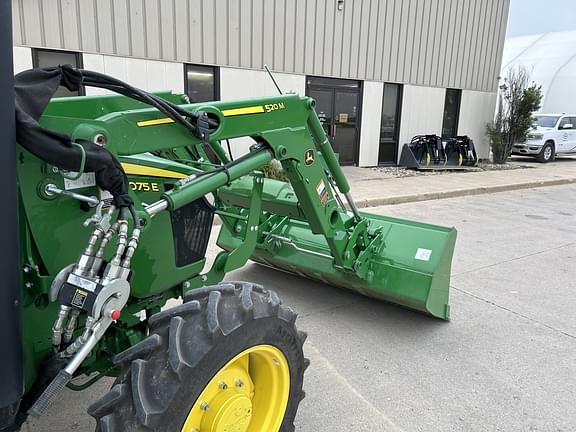 Image of John Deere 520M equipment image 4