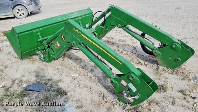 Image of John Deere 520M equipment image 4