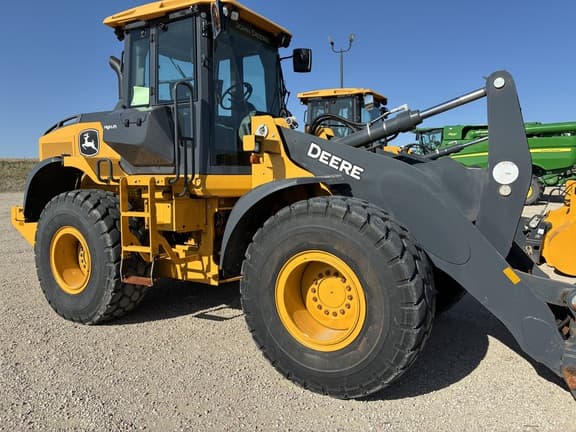 Image of John Deere 524P equipment image 1