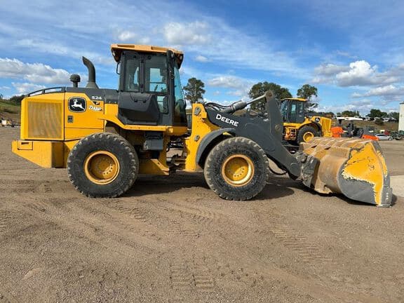 Image of John Deere 524P Primary image