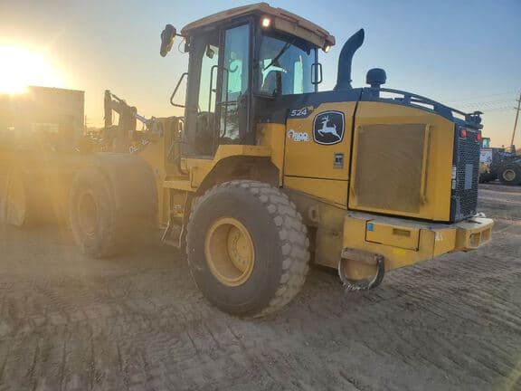 Image of John Deere 524P equipment image 2