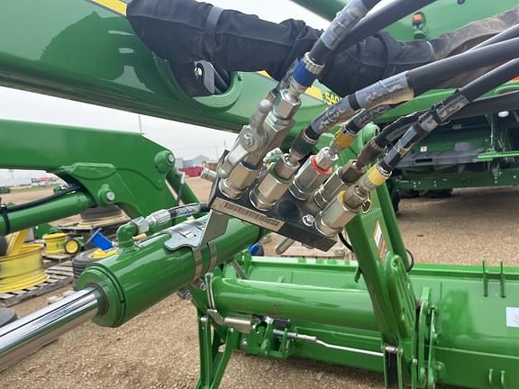 Image of John Deere 540M equipment image 3