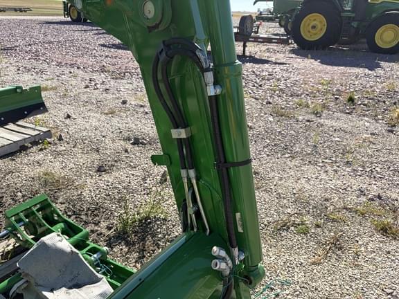 Image of John Deere 540R equipment image 3