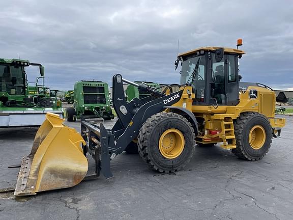Image of John Deere 544P Primary image