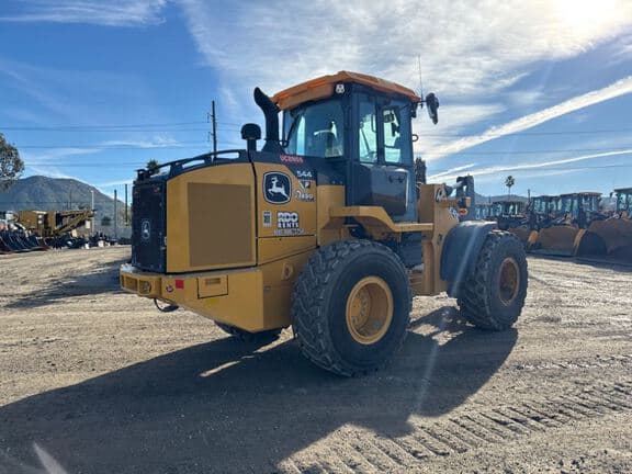 Image of John Deere 544P equipment image 4