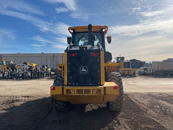 Image of John Deere 544P equipment image 3