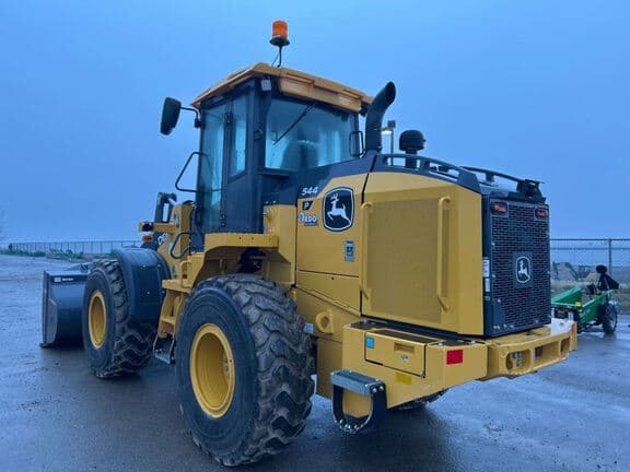 Image of John Deere 544P equipment image 2
