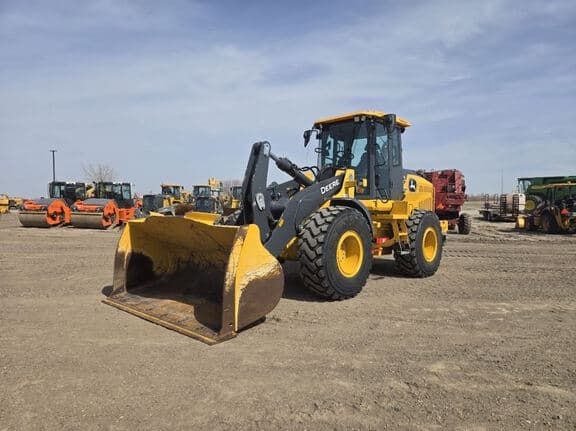 Image of John Deere 544P Primary image